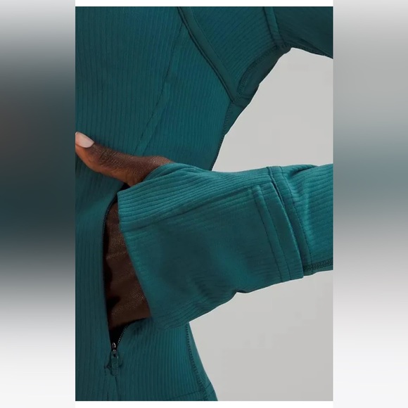 NWT Green Jasper Define Cropped Jacket in size 8 - Picture 3 of 6